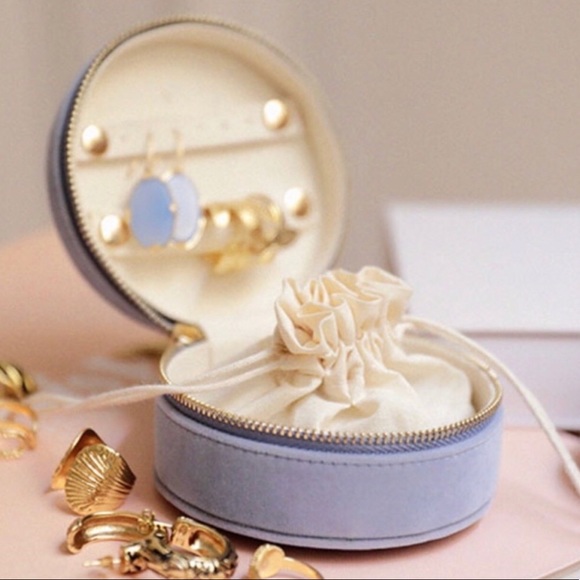 Sezane Accessories - Sézane Jewelry Case